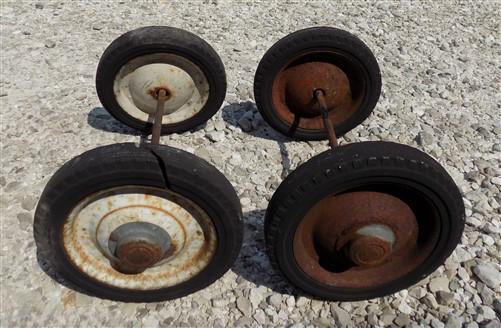 4 Vintage Metal Baby Buggy Wheels Pedal Car Garden Cart Pumpkin Wagon A54