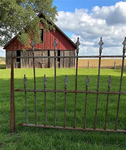 Home & Living > Outdoor & Gardening > Garden Decoration > Yard Art - Wrought Iron Vintage Fence Panel (95x36.5) Architectu...