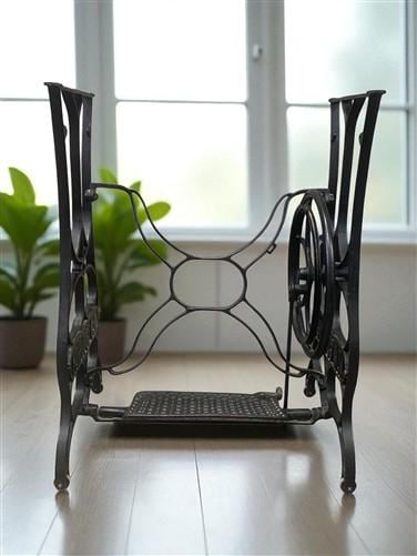 Craft Supplies & Tools > Tools & Equipment > Equipment & Machines > Sewing & Needlework Machines > Sewing Machines - Tread...