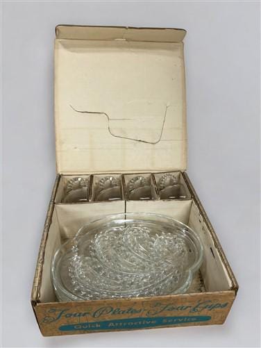 Home & Living > Kitchen & Dining > Dining & Serving - 1950s Homestead Retro Snack Set, 4 Plates 4 Cups Federal Glass, Orig...