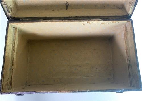 Small Steamer Trunk, Immigrant Trunk, Vintage Wood Metal Blanket Storage Chest A