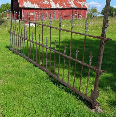 Home & Living > Outdoor & Gardening > Garden Decoration > Yard Art - Wrought Iron Vintage Fence Panel (95x37) Architectura...