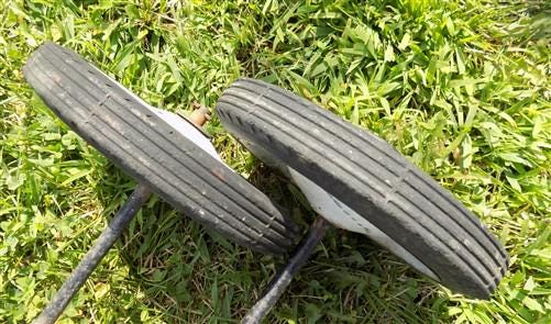 4 Vintage Metal Baby Buggy Wheels Pedal Car Garden Cart Pumpkin Wagon A47