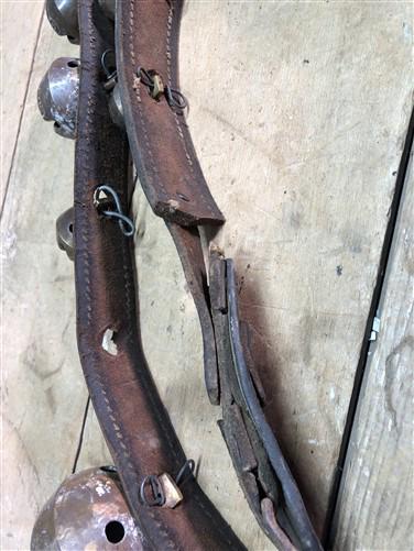16 Sleigh Bells Horse Rein Leather Strap, Christmas Winter Brass Jingle Bells R