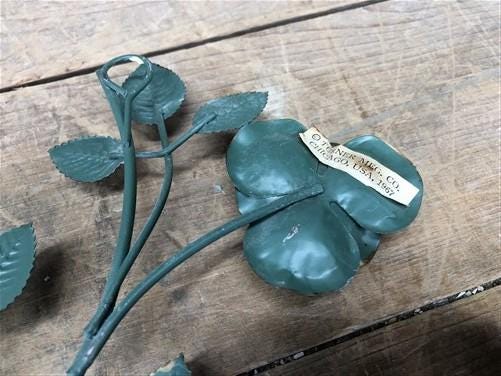 Home & Living > Home Decor > Wall Decor > Wall Hangings - 1967 Turner Mfg Floral Metal Wall Art, MCM Mid Century Green Gol...