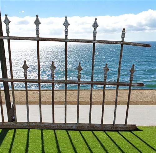 Home & Living > Outdoor & Gardening > Garden Decoration > Yard Art - Wrought Iron Vintage Fence Panel (95x40.5) Architectu...
