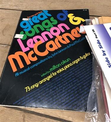 Books, Movies & Music > Books > Guides & How Tos - Lot Sheet Music, Alfreds Basic Piano, Black Americana, Lennon & McCartn...